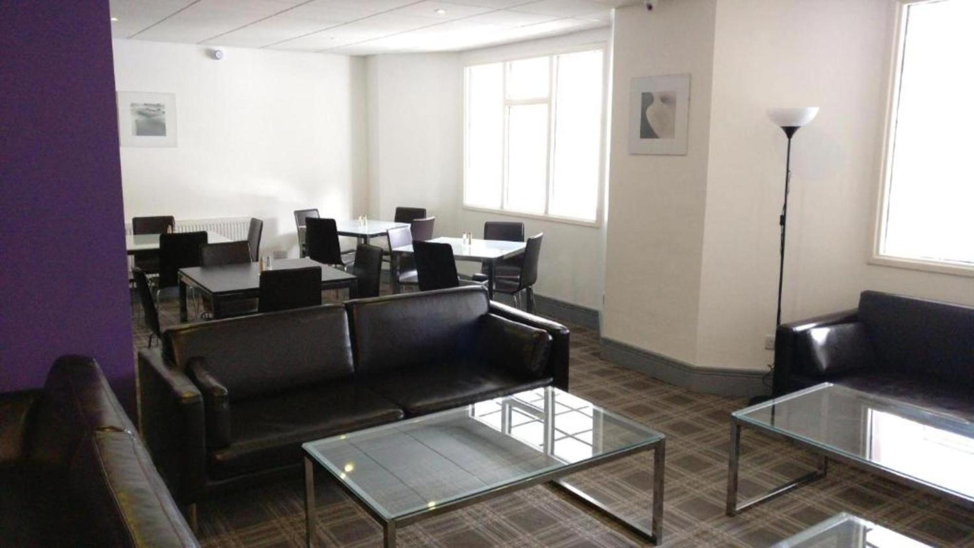 Oyo Wave Crest Hotel Blackpool Ngoại thất bức ảnh