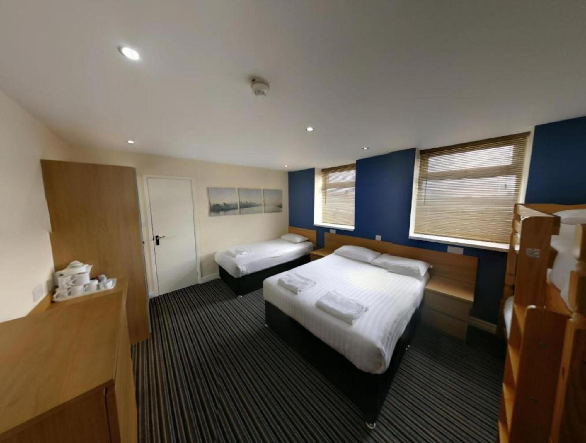Oyo Wave Crest Hotel Blackpool Ngoại thất bức ảnh