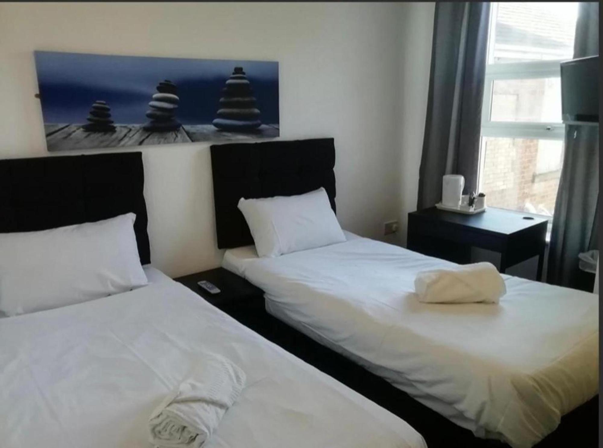 Oyo Wave Crest Hotel Blackpool Ngoại thất bức ảnh